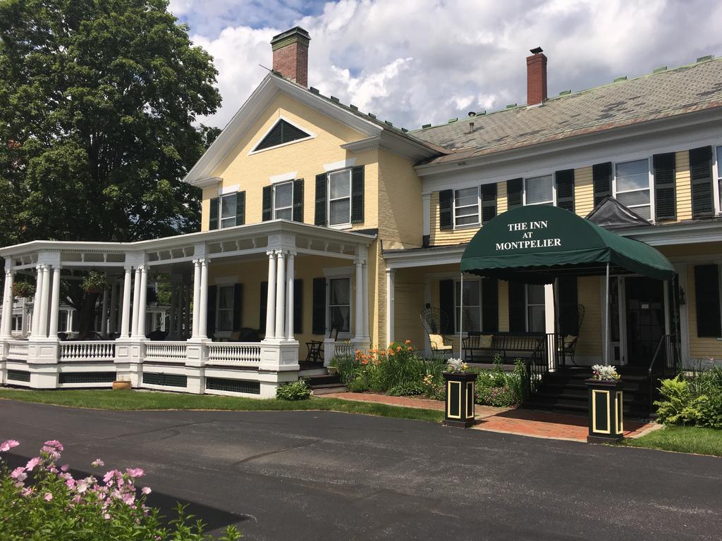 The Inn At モントピリア エクステリア 写真